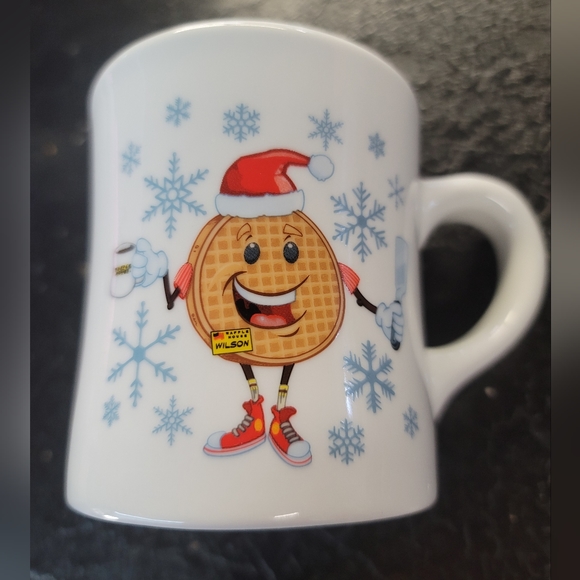 Collector 2020 Waffle House Christmas Mug - Picture 7 of 8